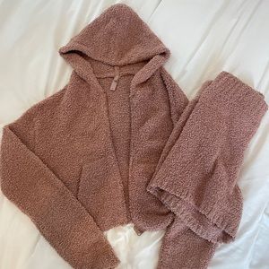 Skims cozy knit boucle set